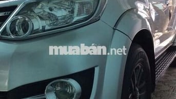 Toyota Fortuner 2016 Bạc gia đình chạy cẩn thận