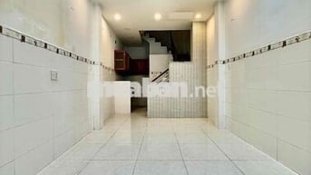 Nhà hẻm Đất Thánh P6 Tân Bình, 3.4x10m, 4 tầng, 3pn 4wc giá 12tr