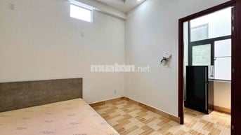 Căn hộ Tách Bếp - Full Nội Thất - Mgr - Gần E.Town Cộng Hòa & Ga T3