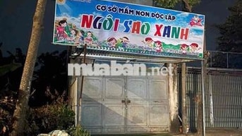 Cho thuê nhà 3 tầng + sân vườn