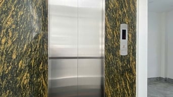 Bán nhà phôa Lý Thường Kiệt 40 m x 8 t xây mới thông sàn 28 tỷ