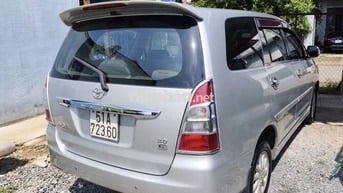 Toyota Innova E 2013 Số sàn màu Bạc