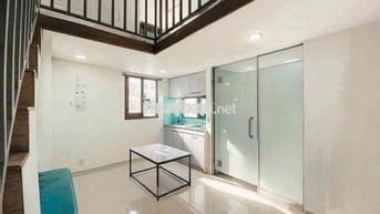 Duplex cửa sổ trời siêu thoáng cách TDTU và UFM 5-10p di chuyển