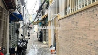 Cho thuê nhà Cách Mạng Tháng 8