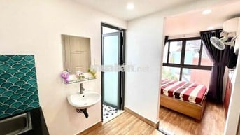 Căn 1PN Cửa Sổ To Thoáng FullNT Có Thang Máy Ngay Trung Tâm Phú Nhuận