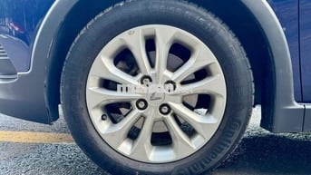 VinFast Fadil Base 2022 Xanh 30.000 km