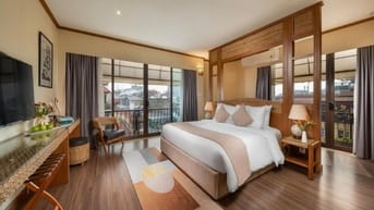 Bán khách sạn Hàng Buồm 61 phòng, 8 tầng. Giá 820 tỷ.