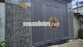 Nhà cấp 4 dt 104m2 ngay Vincom 550 đường Nguyễn Đức Thiệu Dĩ An