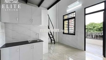 PHÒNG GÁC BAN CÔNG NGAY CUỐI NGUYỄN THÁI SƠN