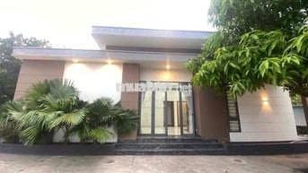 Biệt thự Sân Vườn Phú Hoà 665m2 3pn 4wc. sẵn giường tủ