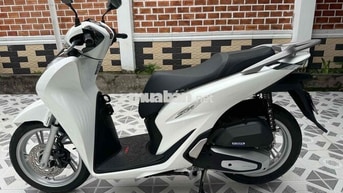 Honda SH 125 2022 Trắng 8000 km