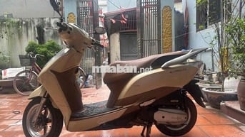 Honda Lead Vàng kem 2017