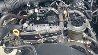 Toyota Innova 2.0E Nâu 7 chỗ xăng
