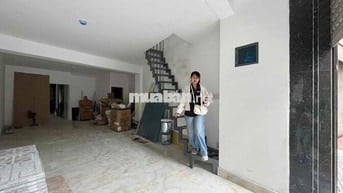 MẶT BẰNG KINH DOANH TỰ DO 100M2 CÓ GÁC NGỦ LẠI NGAY TRẦN BÌNH TRỌNG