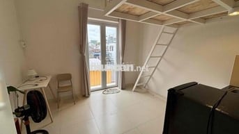 Cho thuê căn hộ Duplex Ban công Q10 gần ĐH Kinh tế UEH, ĐH Hoa Sen