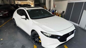 Mazda 3 Sport Premium 2024 nhiều đồ chơi