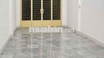 Cho thuê nguyên tầng mặt tiền 