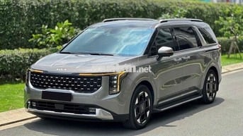 KIA CARNIVAL 2.2D SIGNATURE 2025 Xám