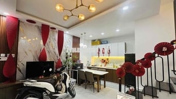 Nhà nguyên căn hẻm 391 Huỳnh Tấn Phát