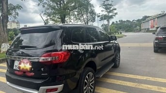 Ford Everest 2021 41000km Đen