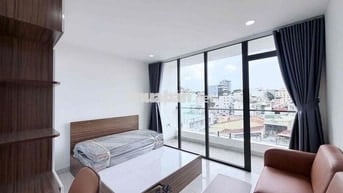 🔥Căn Hộ 2Ph Ngủ Full NT Mới 100% - Ban Công - Nằm Ngay Khu Trung Tâm