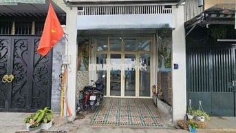 Mat tien C12 -Tân Bình - có vỉa hè - 1 trệt 2 lầu - kd tự do