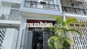 Nhà lầu full nội thất hẻm Đoàn Thị Điểm