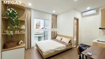 CĂN HỘ CAO CẤP _FULL NỘI THẤT_BAN CÔNG NẰM NGAY SÂN BAY