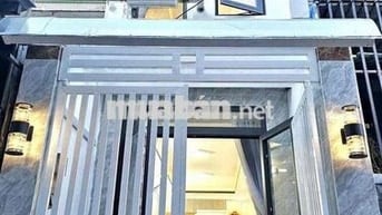 🔥 🔥 🔥nhà bán 1 lầu , có phòng ngủ dưới đất gần Phú Mỹ hưng quận 7 🔥 🔥