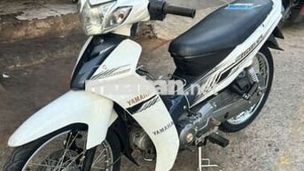 Yamaha Sirius Trắng xanh