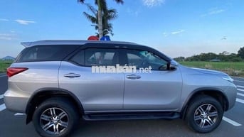 Toyota Fortuner 2019 Dầu Bạc 7 chỗ