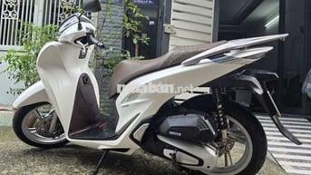 Honda SH160i ABS 2023 Trắng ngọc 11.400 km