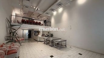 Trần cao 5m - Chính chủ cho thuê HXH Nguyễn Trọng Tuyển QPN giá chỉ 2x