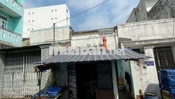 Bán nhà cấp 4 rộng 82m2 ngang 4x20m Phường Phú Thạnh, Tp.Hồ Chí Minh