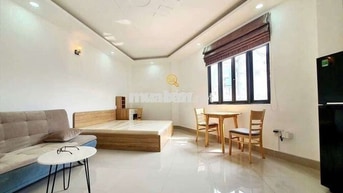 🏡 Cho thuê Studio 40m² ban công riêng • Full nội thất • Vũ Huy Tấn