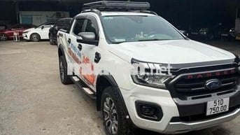 Ford Ranger Trắng