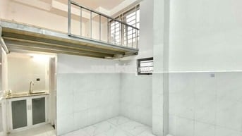 🏡 CHO THUÊ DUPLEX THANG MÁY - CỬA SỔ TRỜI NGAY CHỢ 200 XÓM CHIẾU
