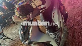 Honda SH 150i Bạc