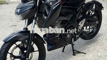 Suzuki GSX-S Đen