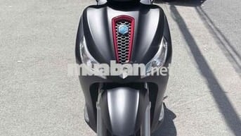 Piaggio Medley S 150 ABS Đen