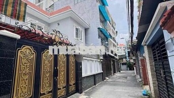 Ngay nhà gà T3 hẻm ô tô Cộng Hòa P13 Tân Bình 2 tầng đúc 43m2 7.4 tỷ.