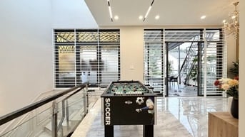 Chính chủ bán biệt thự Nguyễn Chí Thanh Q.5 - 7,7m x 20m ô tô vào nhà