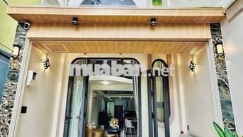 cho thuê nhà mới đẹp full nội thất đường số 30p6 Gò Vấp gần chợ
