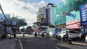 Nhà MT Cách Mạng Tháng 8, P. Xuân Hoà 6x30 - 4 tầng - HDT 3000$/th