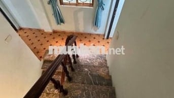 CC bán gấp nhà 4t 33m tại 35 Lê Đức Thọ cam kết không QH full nội thất