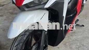 Honda Vario 150 2023 Đỏ trắng đã sử dụng