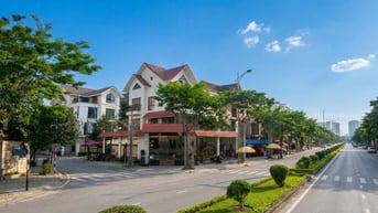 BÁN BIỆT THỰ GÓC 3 MẶT ĐƯỜNG KĐT THÀNH PHỐ GIAO LƯU, SỔ ĐỎ, VỊ TRÍ ĐẸP
