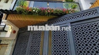 BẾN VÂN ĐỒN Q4- 3 LẦU ĐÚC- 25m2- CHỈ 4 TỶ nhỉnh