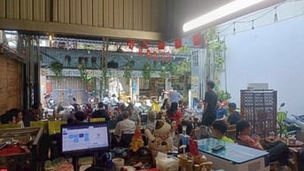 Cần sang quán Coffee - Khu Tân Sơn Nhì, Q.Tân Phú ( 200 Triệu )