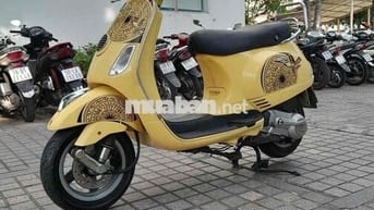 Piaggio Vespa Vàng